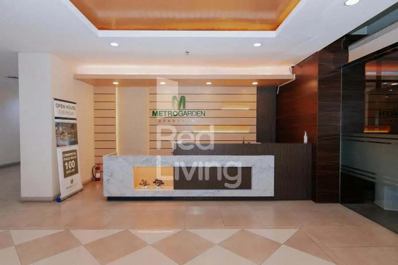Hotel Redliving Metro Garden - Reevo